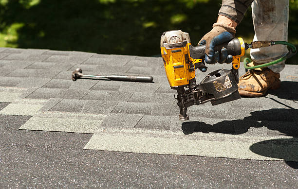 Best Roof Gutter Cleaning  in Hershey, PA
